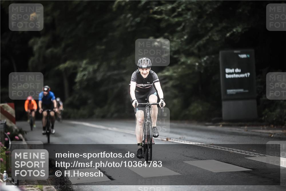 13.09.2026 - Stadtparktriathlon H.Heesch http://msf.ph/oto/10364783 13.09.2026 13:13:00 Radfahren 1226, 1339, 1340 meine-sportfotos.de