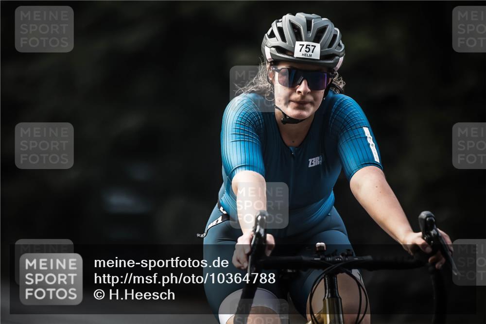 13.09.2026 - Stadtparktriathlon H.Heesch http://msf.ph/oto/10364788 13.09.2026 11:21:35 Radfahren 636, 674, 757 meine-sportfotos.de