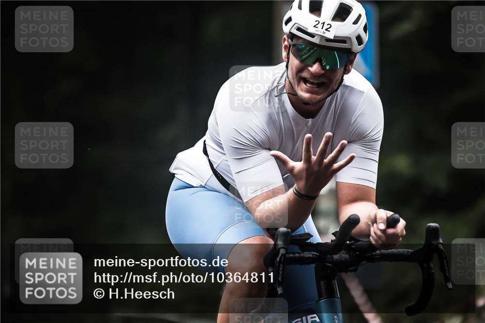 13.09.2026 - Stadtparktriathlon H.Heesch http://msf.ph/oto/10364811 13.09.2026 10:11:18 Radfahren 212 meine-sportfotos.de