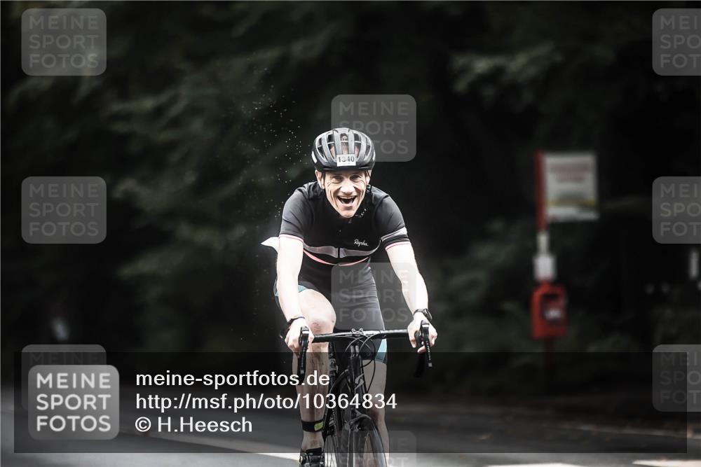 13.09.2026 - Stadtparktriathlon H.Heesch http://msf.ph/oto/10364834 13.09.2026 13:13:01 Radfahren 1339, 1340 meine-sportfotos.de
