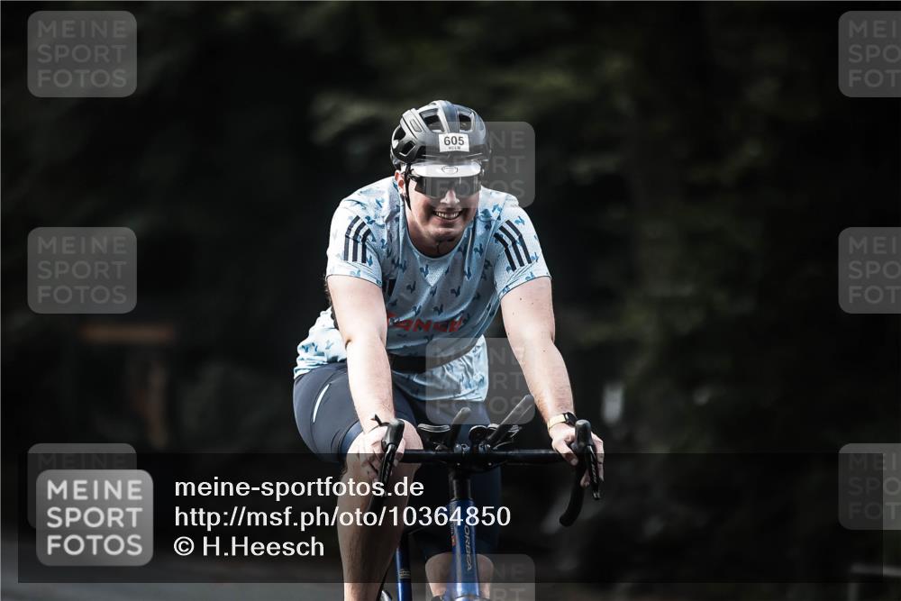 13.09.2026 - Stadtparktriathlon H.Heesch http://msf.ph/oto/10364850 13.09.2026 11:21:43 Radfahren 605, 614, 700 meine-sportfotos.de