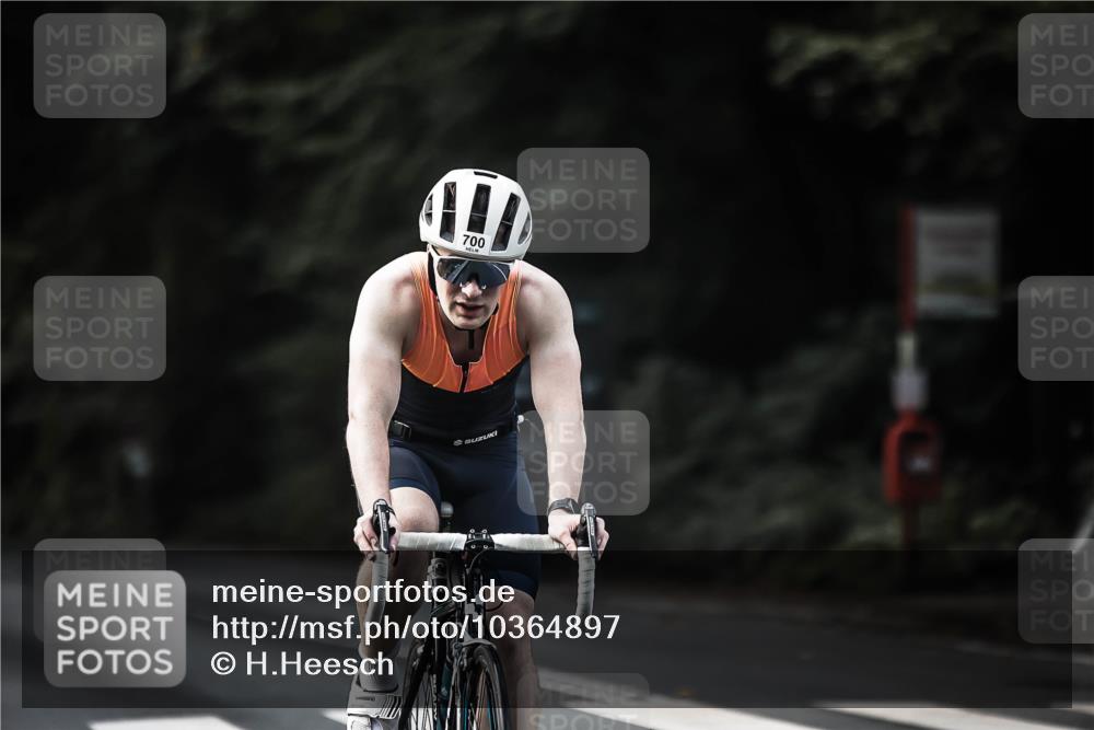 13.09.2026 - Stadtparktriathlon H.Heesch http://msf.ph/oto/10364897 13.09.2026 11:21:47 Radfahren 605, 614, 622, 700 meine-sportfotos.de