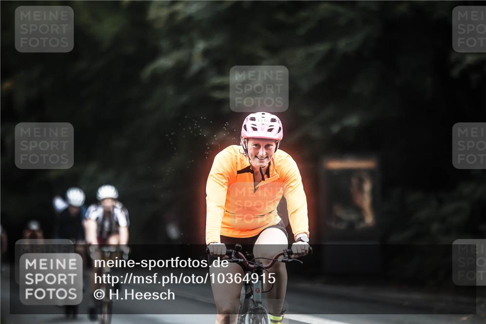 13.09.2026 - Stadtparktriathlon H.Heesch http://msf.ph/oto/10364915 13.09.2026 13:13:09 Radfahren 1192, 1316, 1339, 1386, 1402 meine-sportfotos.de