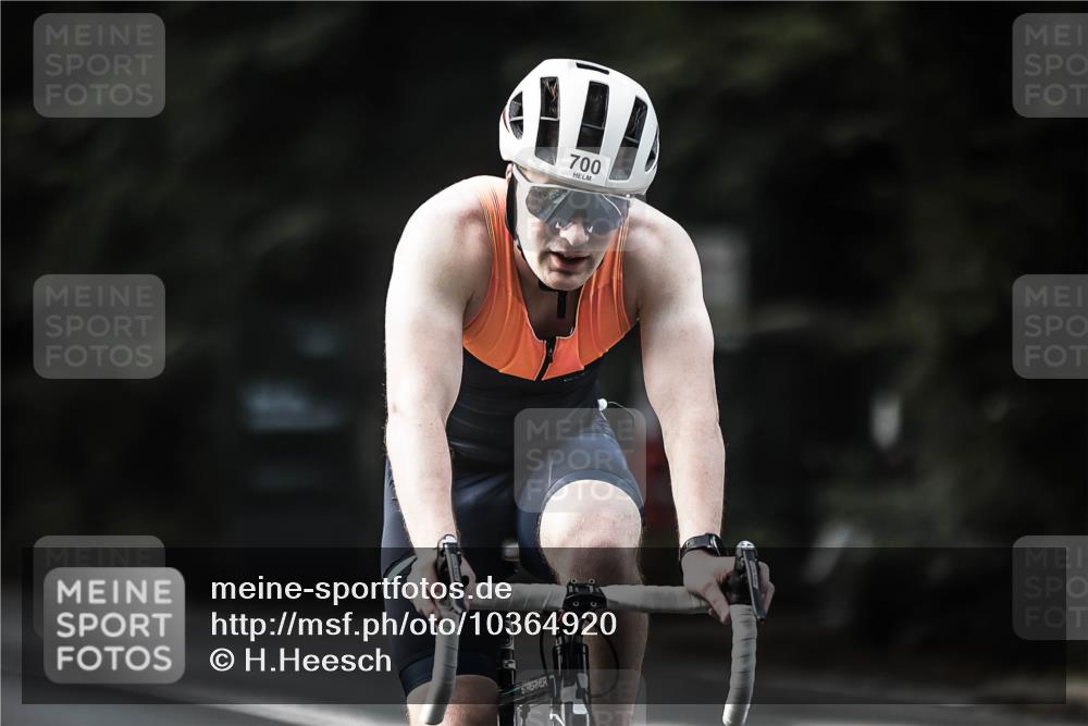 13.09.2026 - Stadtparktriathlon H.Heesch http://msf.ph/oto/10364920 13.09.2026 11:21:48 Radfahren 605, 614, 622, 700 meine-sportfotos.de