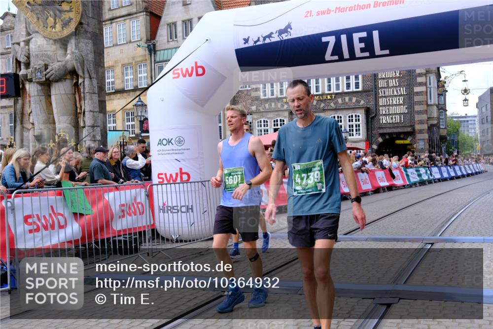 13.09.2026 - 21. swb-Marathon Bremen Tim E. http://msf.ph/oto/10364932 13.09.2026 13:02:18 Ziel 1667, 4739, 5601, 9233 meine-sportfotos.de