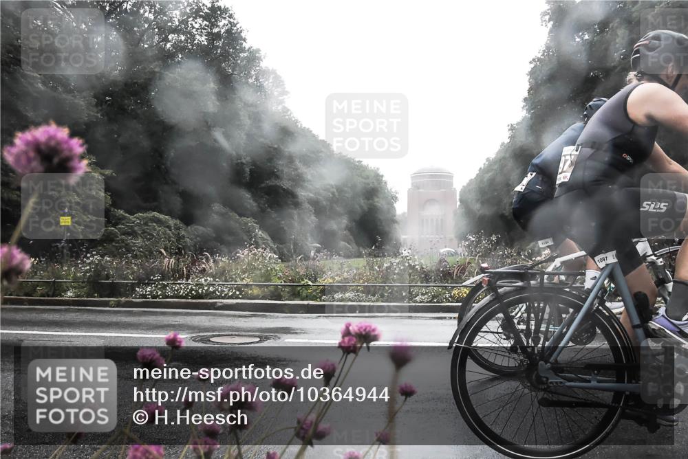 13.09.2026 - Stadtparktriathlon H.Heesch http://msf.ph/oto/10364944 13.09.2026 12:38:27 Radfahren 950, 959, 1097, 1128, 1164, 1193, 1204 meine-sportfotos.de