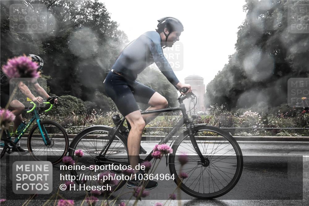 13.09.2026 - Stadtparktriathlon H.Heesch http://msf.ph/oto/10364964 13.09.2026 12:38:30 Radfahren 950, 959, 1097, 1164, 1193, 1204 meine-sportfotos.de