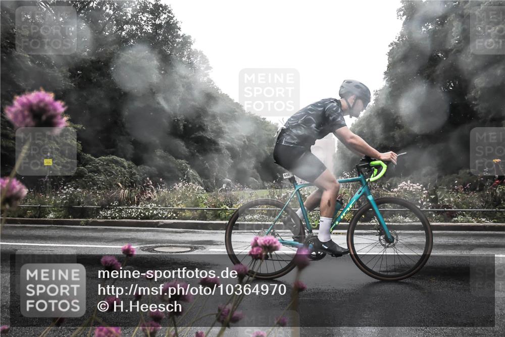 13.09.2026 - Stadtparktriathlon H.Heesch http://msf.ph/oto/10364970 13.09.2026 12:38:30 Radfahren 950, 959, 1097, 1164, 1193, 1204 meine-sportfotos.de