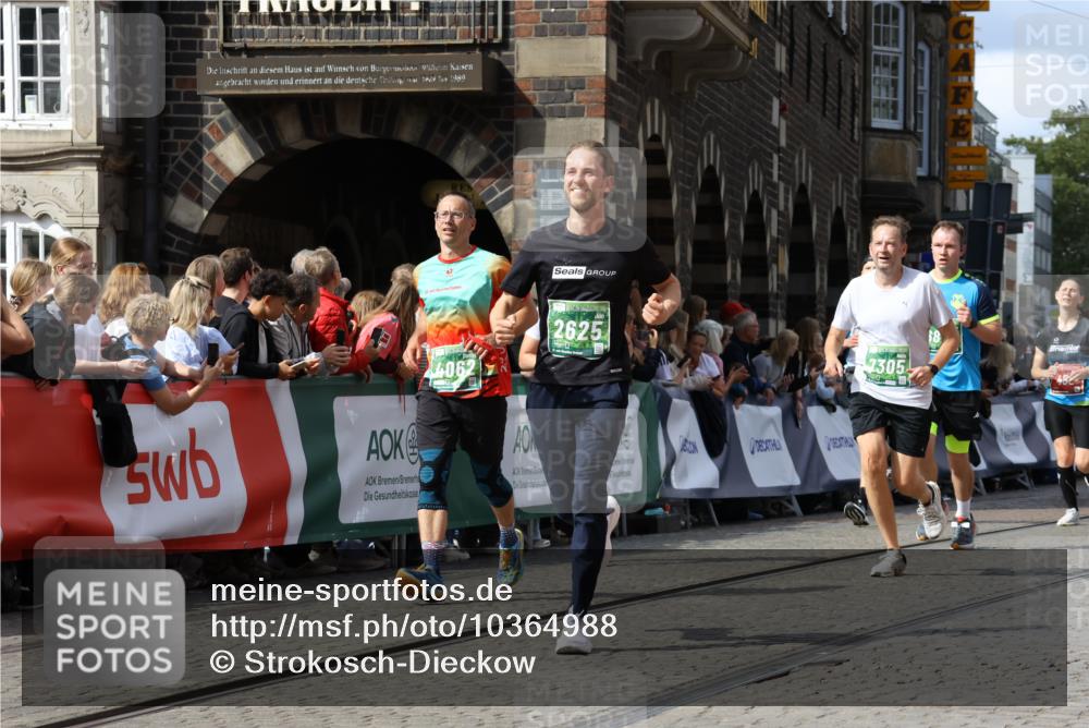 13.09.2026 - 21. swb-Marathon Bremen Strokosch-Dieckow http://msf.ph/oto/10364988 13.09.2026 13:35:18 Ziel 489, 1210, 2413, 2430, 2492, 2525, 2561, 2755, 3063, 3181, 3217, 3353, 3768, 4487, 5125, 5415, 5647, 5684, 6085, 6391, 6403, 6627, 6655, 6756, 7123, 7405, 7443, 7462, 7750, 8155, 8515, 8623, 9038, 9216, 9820, 13017, 13018, 13051, 13060, 13180, 1150, 2041, 2090, 2318, 2356, 2866, 3055, 3621, 4062, 4326, 5661, 6315, 6418, 6837, 7285, 7305, 7377, 8401, 8530, 8773, 8915, 9845, 9887 meine-sportfotos.de