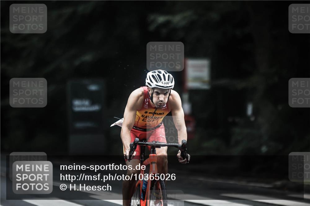13.09.2026 - Stadtparktriathlon H.Heesch http://msf.ph/oto/10365026 13.09.2026 13:13:15 Radfahren 1192, 1323, 1377, 1386, 1402, 1420 meine-sportfotos.de
