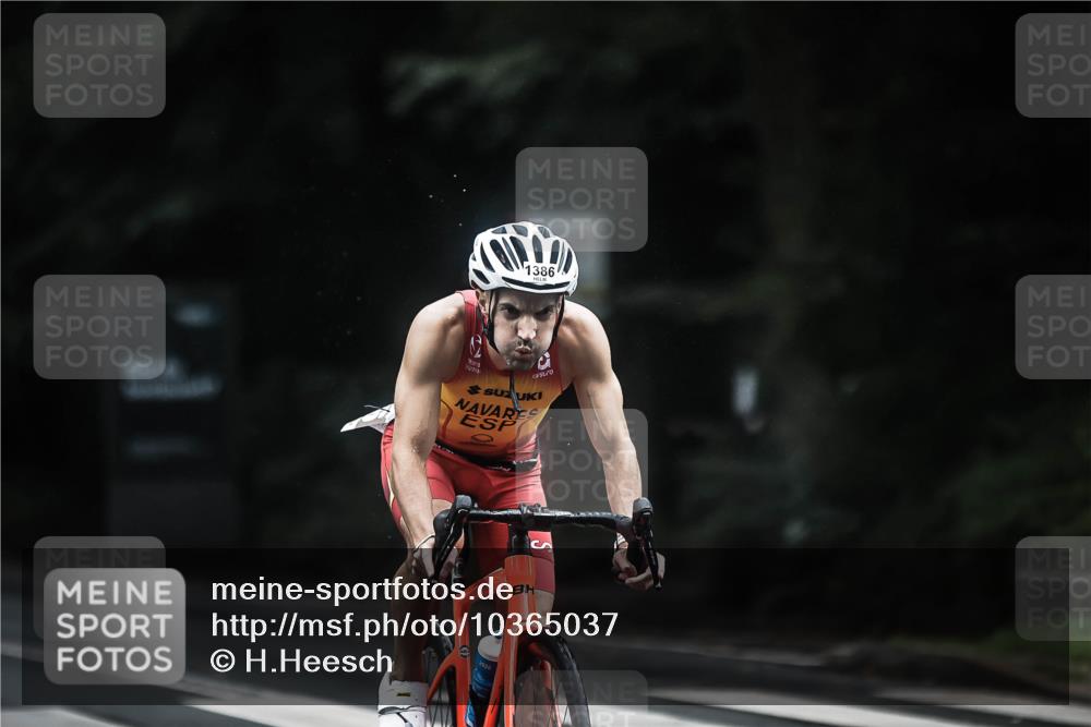 13.09.2026 - Stadtparktriathlon H.Heesch http://msf.ph/oto/10365037 13.09.2026 13:13:15 Radfahren 1192, 1323, 1377, 1386, 1402, 1420 meine-sportfotos.de