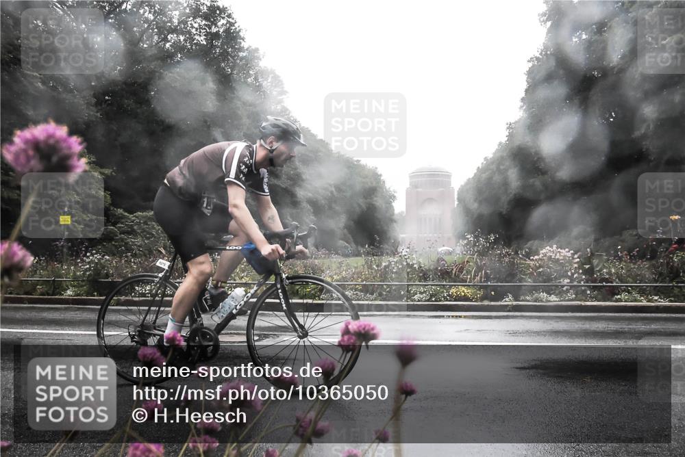 13.09.2026 - Stadtparktriathlon H.Heesch http://msf.ph/oto/10365050 13.09.2026 12:38:57 Radfahren 1109, 1273 meine-sportfotos.de