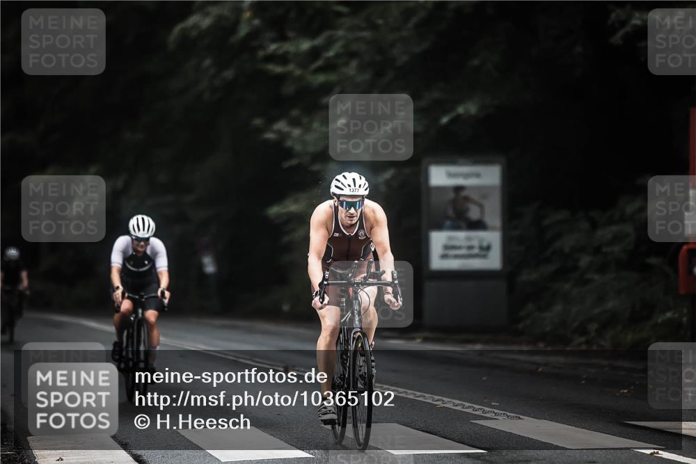 13.09.2026 - Stadtparktriathlon H.Heesch http://msf.ph/oto/10365102 13.09.2026 13:13:20 Radfahren 1276, 1322, 1323, 1377, 1386, 1420 meine-sportfotos.de