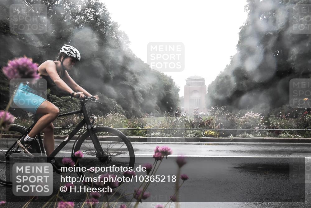 13.09.2026 - Stadtparktriathlon H.Heesch http://msf.ph/oto/10365218 13.09.2026 12:39:52 Radfahren 1151, 1297 meine-sportfotos.de
