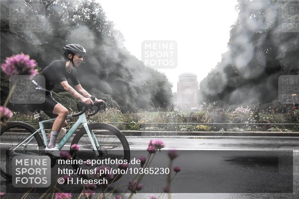 13.09.2026 - Stadtparktriathlon H.Heesch http://msf.ph/oto/10365230 13.09.2026 12:40:00 Radfahren 1069, 1217 meine-sportfotos.de