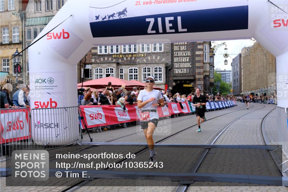 13.09.2026 - 21. swb-Marathon Bremen Tim E. http://msf.ph/oto/10365243 13.09.2026 13:02:54 Ziel 1795, 1850, 3609, 7841, 13237 meine-sportfotos.de