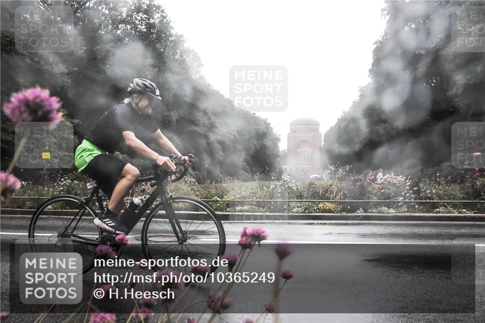 13.09.2026 - Stadtparktriathlon H.Heesch http://msf.ph/oto/10365249 13.09.2026 12:40:12 Radfahren 1116 meine-sportfotos.de