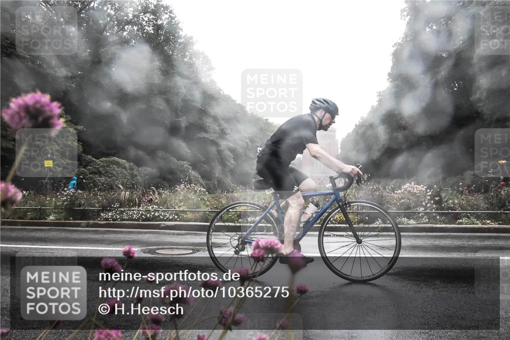13.09.2026 - Stadtparktriathlon H.Heesch http://msf.ph/oto/10365275 13.09.2026 12:40:22 Radfahren 1135, 1198, 1260, 1265, 1271, 1291 meine-sportfotos.de