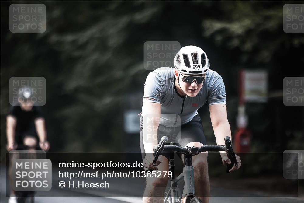 13.09.2026 - Stadtparktriathlon H.Heesch http://msf.ph/oto/10365279 13.09.2026 11:22:19 Radfahren 592, 599, 640, 671, 699, 751, 780 meine-sportfotos.de