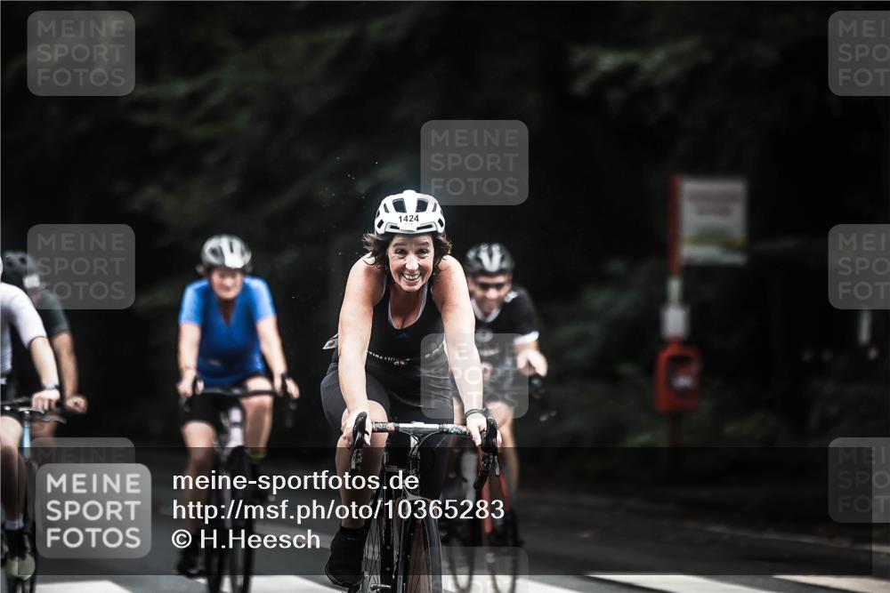 13.09.2026 - Stadtparktriathlon H.Heesch http://msf.ph/oto/10365283 13.09.2026 13:13:30 Radfahren 1208, 1276, 1311, 1322, 1372, 1401, 1424 meine-sportfotos.de