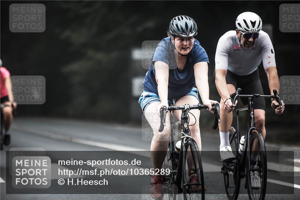 13.09.2026 - Stadtparktriathlon H.Heesch http://msf.ph/oto/10365289 13.09.2026 10:12:03 Radfahren 213, 256, 298, 300, 305, 312, 332, 333, 334, 335 meine-sportfotos.de