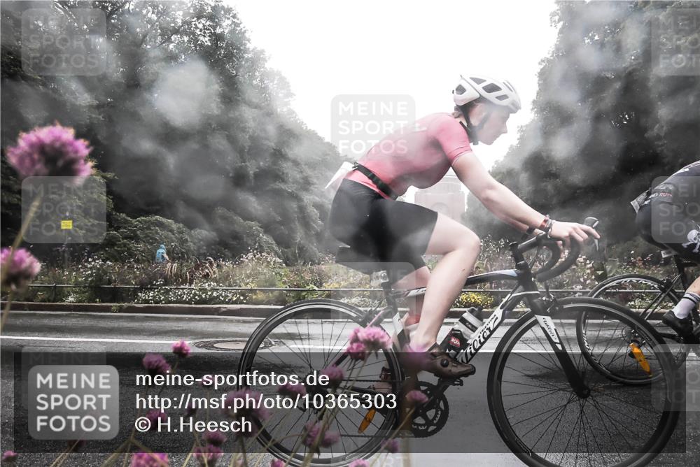 13.09.2026 - Stadtparktriathlon H.Heesch http://msf.ph/oto/10365303 13.09.2026 12:40:26 Radfahren 1186, 1198, 1260, 1265, 1275 meine-sportfotos.de