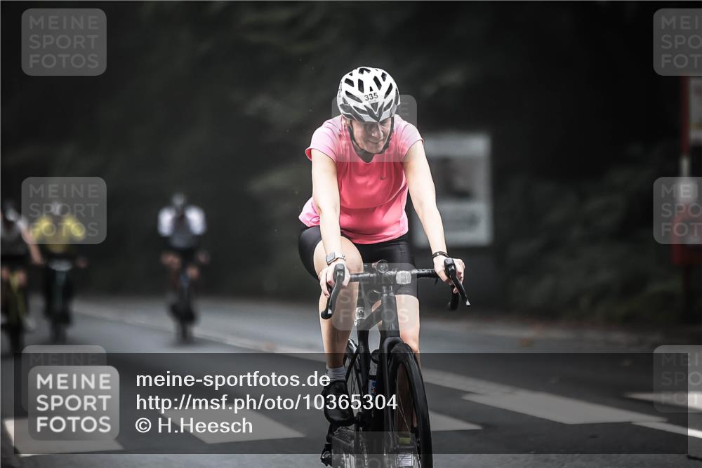 13.09.2026 - Stadtparktriathlon H.Heesch http://msf.ph/oto/10365304 13.09.2026 10:12:05 Radfahren 213, 256, 298, 300, 305, 312, 332, 333, 334, 335 meine-sportfotos.de