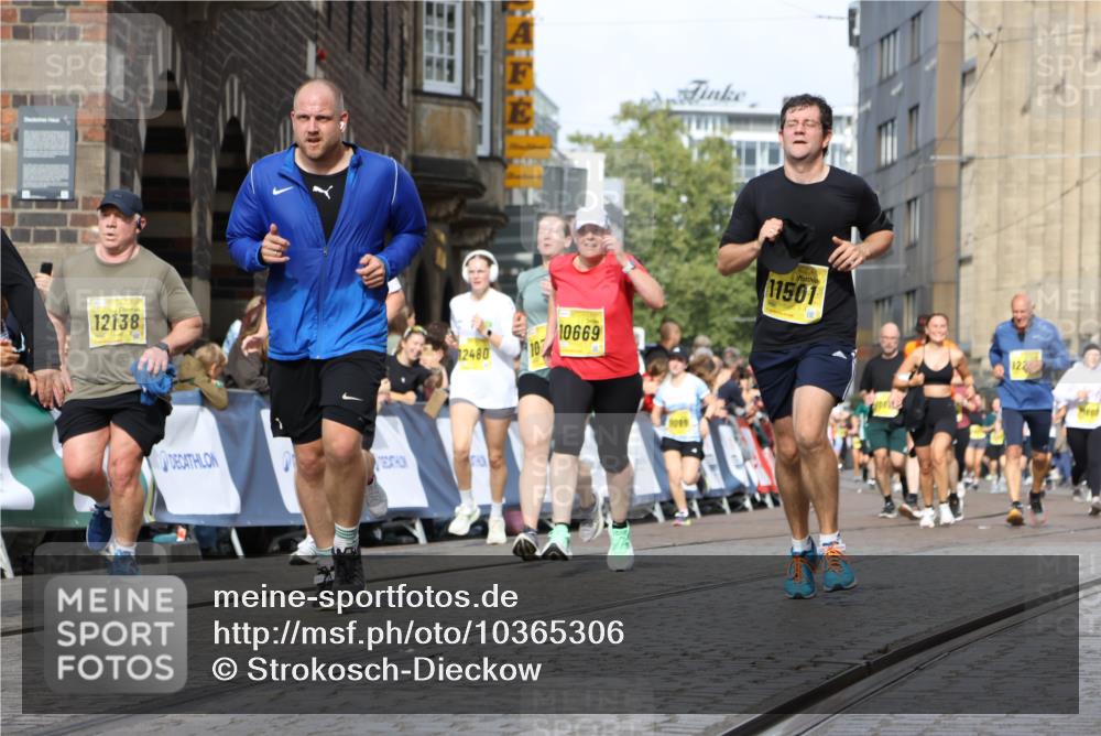13.09.2026 - 21. swb-Marathon Bremen Strokosch-Dieckow http://msf.ph/oto/10365306 13.09.2026 10:59:51 Ziel 10147, 10377, 10745, 10922, 11151, 11207, 11519, 11594, 11873, 12267, 12295, 12481, 12527, 10175, 10691, 10758, 10867, 11071, 11158, 11159, 11160, 11250, 11259, 11427, 11445, 11453, 11524, 11525, 11528, 11637, 11879, 11904, 11907, 12123, 12238, 12239, 12274, 12388 meine-sportfotos.de