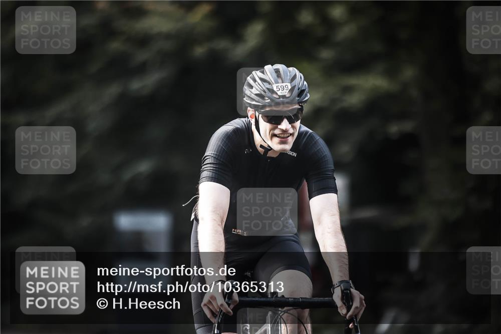 13.09.2026 - Stadtparktriathlon H.Heesch http://msf.ph/oto/10365313 13.09.2026 11:22:21 Radfahren 592, 599, 640, 671, 687, 699, 751, 780 meine-sportfotos.de