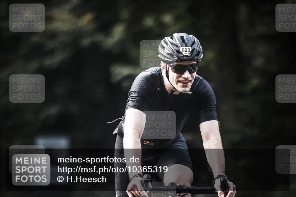 13.09.2026 - Stadtparktriathlon H.Heesch http://msf.ph/oto/10365319 13.09.2026 11:22:21 Radfahren 592, 599, 640, 671, 687, 699, 751, 780 meine-sportfotos.de
