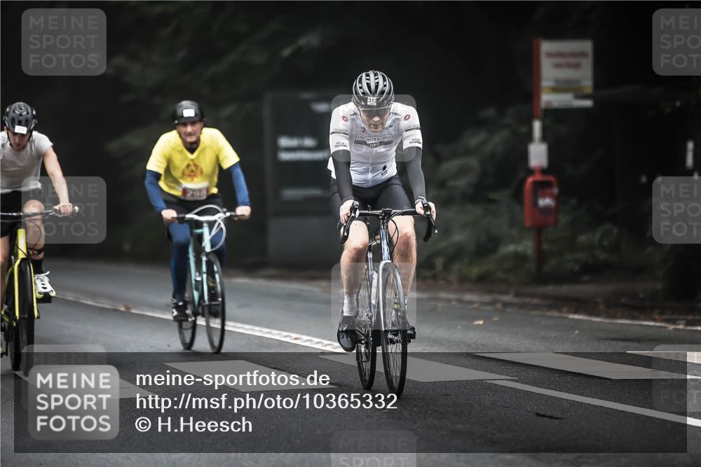 13.09.2026 - Stadtparktriathlon H.Heesch http://msf.ph/oto/10365332 13.09.2026 10:12:07 Radfahren 213, 256, 298, 300, 305, 312, 332, 333, 334, 335 meine-sportfotos.de