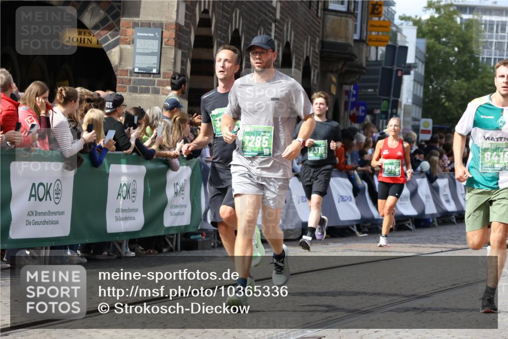 13.09.2026 - 21. swb-Marathon Bremen Strokosch-Dieckow http://msf.ph/oto/10365336 13.09.2026 13:35:25 Ziel 489, 536, 2366, 2413, 2430, 2492, 3063, 3217, 3768, 3916, 4487, 4635, 4985, 5016, 5125, 5647, 6391, 6403, 6627, 6655, 6750, 6756, 7123, 7405, 7657, 7703, 7750, 7998, 8328, 8515, 8623, 9017, 9216, 9526, 9527, 13017, 13018, 13051, 13060, 156, 607, 2041, 2318, 2356, 3055, 4326, 5308, 5661, 6465, 6466, 6644, 7285, 7597, 7700, 8816, 9845, 9862, 9887 meine-sportfotos.de