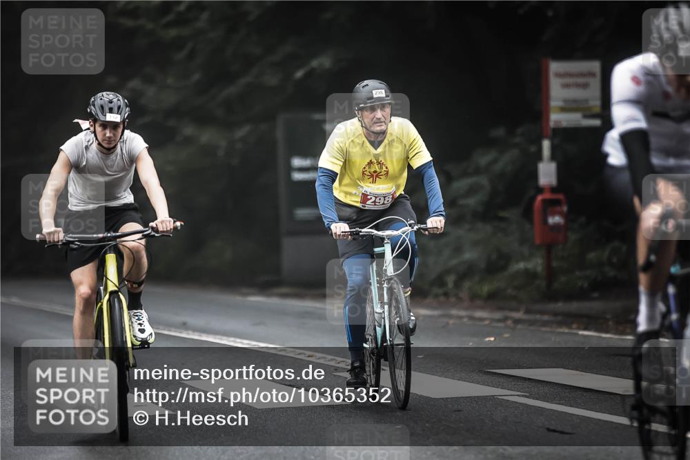 13.09.2026 - Stadtparktriathlon H.Heesch http://msf.ph/oto/10365352 13.09.2026 10:12:08 Radfahren 213, 256, 298, 312, 332, 333, 334, 335 meine-sportfotos.de