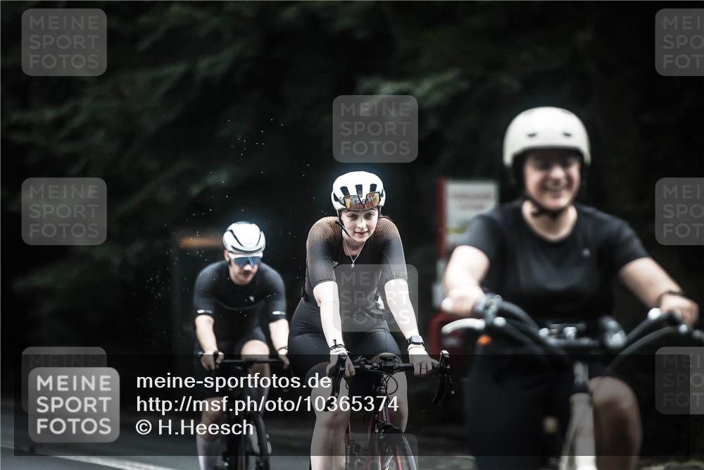 13.09.2026 - Stadtparktriathlon H.Heesch http://msf.ph/oto/10365374 13.09.2026 13:13:37 Radfahren 1082, 1208, 1245, 1261, 1269, 1311, 1369, 1372, 1407 meine-sportfotos.de