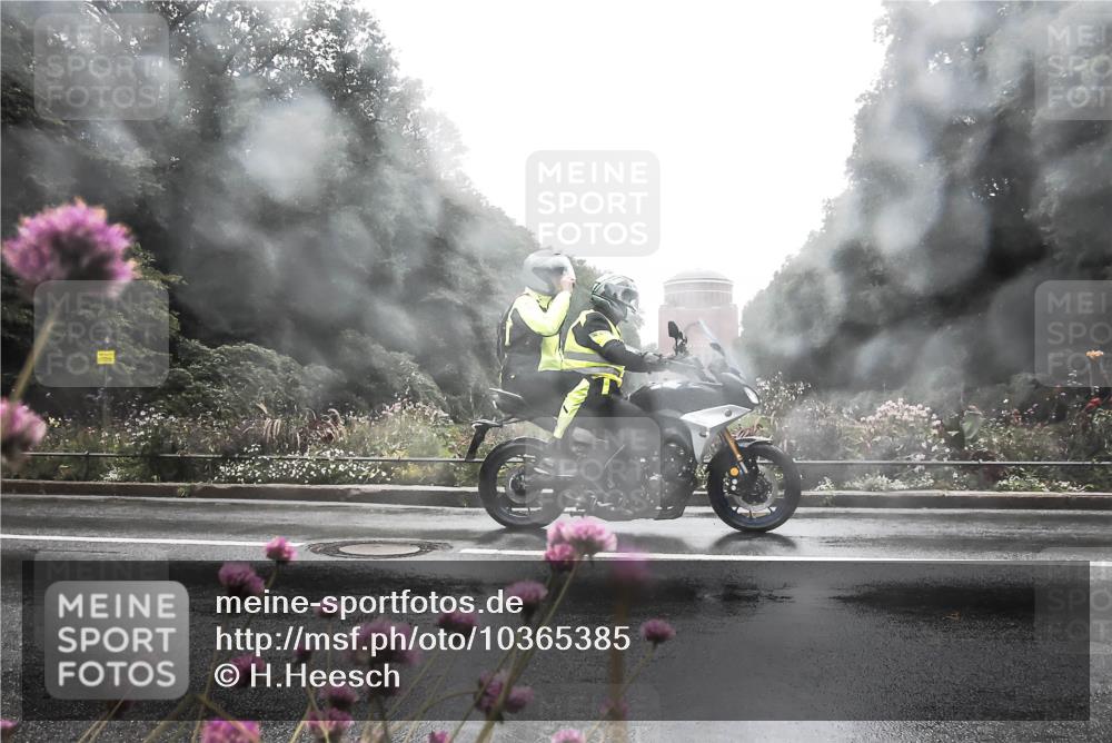 13.09.2026 - Stadtparktriathlon H.Heesch http://msf.ph/oto/10365385 13.09.2026 12:41:02 Radfahren 1166, 1241, 1244, 1308 meine-sportfotos.de