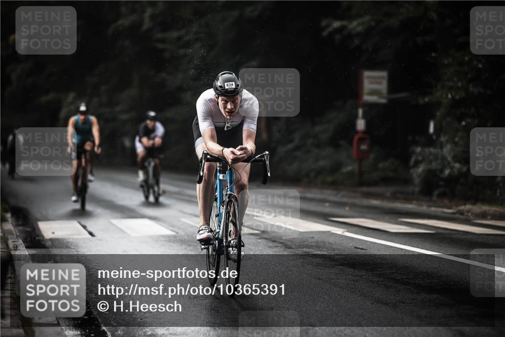 13.09.2026 - Stadtparktriathlon H.Heesch http://msf.ph/oto/10365391 13.09.2026 12:00:02 Radfahren 751, 834, 975, 983, 1011, 1054, 1061, 1067 meine-sportfotos.de