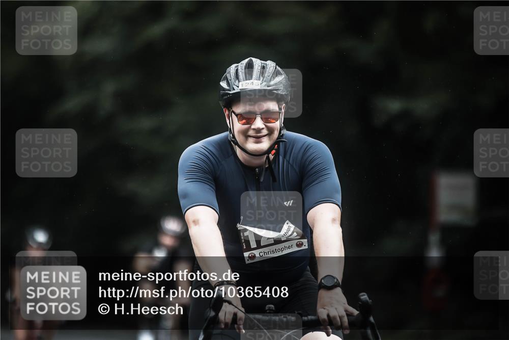 13.09.2026 - Stadtparktriathlon H.Heesch http://msf.ph/oto/10365408 13.09.2026 13:13:41 Radfahren 1082, 1199, 1245, 1261, 1269, 1272, 1369, 1407 meine-sportfotos.de