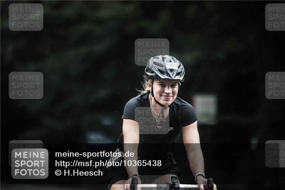 13.09.2026 - Stadtparktriathlon H.Heesch http://msf.ph/oto/10365438 13.09.2026 13:13:43 Radfahren 1082, 1199, 1245, 1261, 1269, 1272, 1369, 1407 meine-sportfotos.de