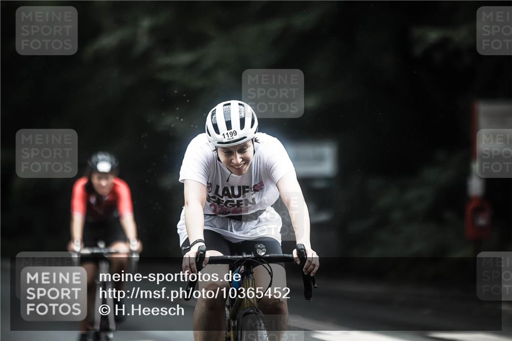13.09.2026 - Stadtparktriathlon H.Heesch http://msf.ph/oto/10365452 13.09.2026 13:13:45 Radfahren 1199, 1245, 1269, 1272, 1369 meine-sportfotos.de
