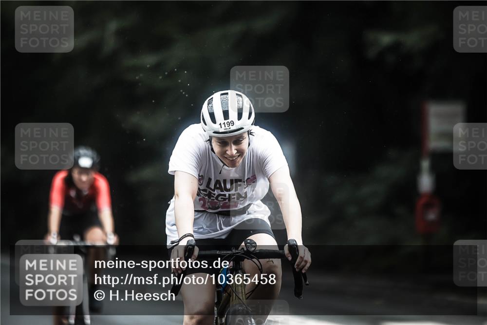 13.09.2026 - Stadtparktriathlon H.Heesch http://msf.ph/oto/10365458 13.09.2026 13:13:45 Radfahren 1199, 1245, 1269, 1272, 1369 meine-sportfotos.de
