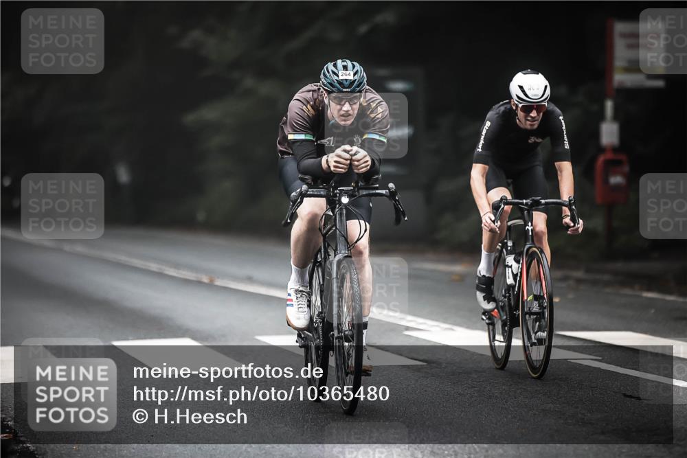 13.09.2026 - Stadtparktriathlon H.Heesch http://msf.ph/oto/10365480 13.09.2026 10:12:22 Radfahren 225, 237, 260, 262, 264 meine-sportfotos.de