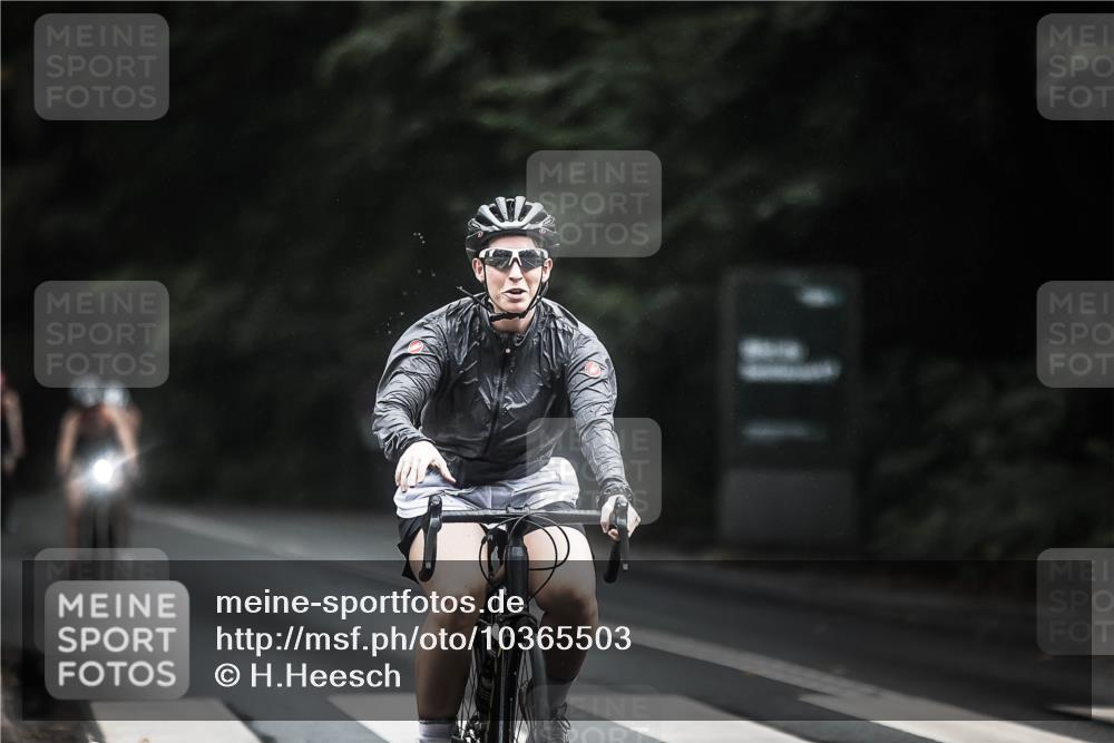 13.09.2026 - Stadtparktriathlon H.Heesch http://msf.ph/oto/10365503 13.09.2026 13:13:57 Radfahren 1286, 1385, 1461 meine-sportfotos.de