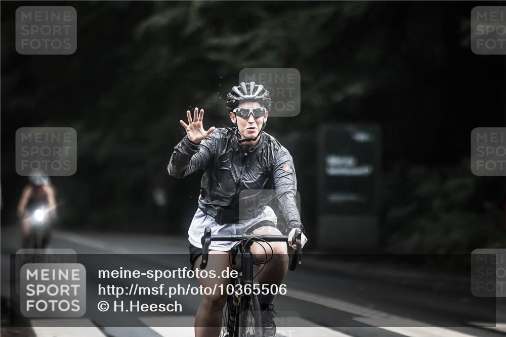 13.09.2026 - Stadtparktriathlon H.Heesch http://msf.ph/oto/10365506 13.09.2026 13:13:57 Radfahren 1286, 1385, 1461 meine-sportfotos.de