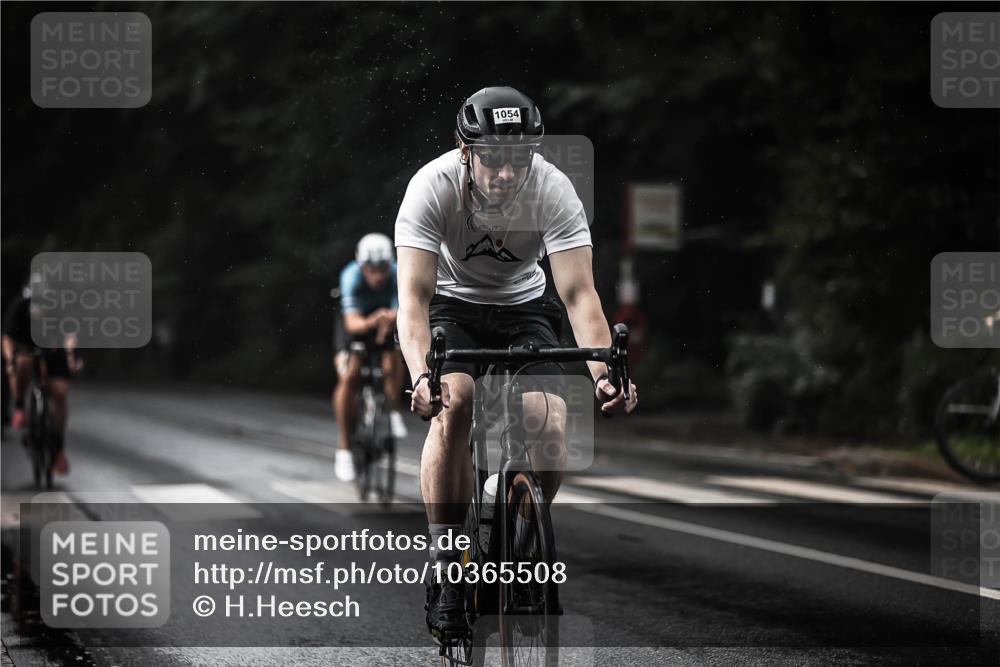 13.09.2026 - Stadtparktriathlon H.Heesch http://msf.ph/oto/10365508 13.09.2026 12:00:08 Radfahren 722, 975, 983, 1021, 1054, 1061 meine-sportfotos.de