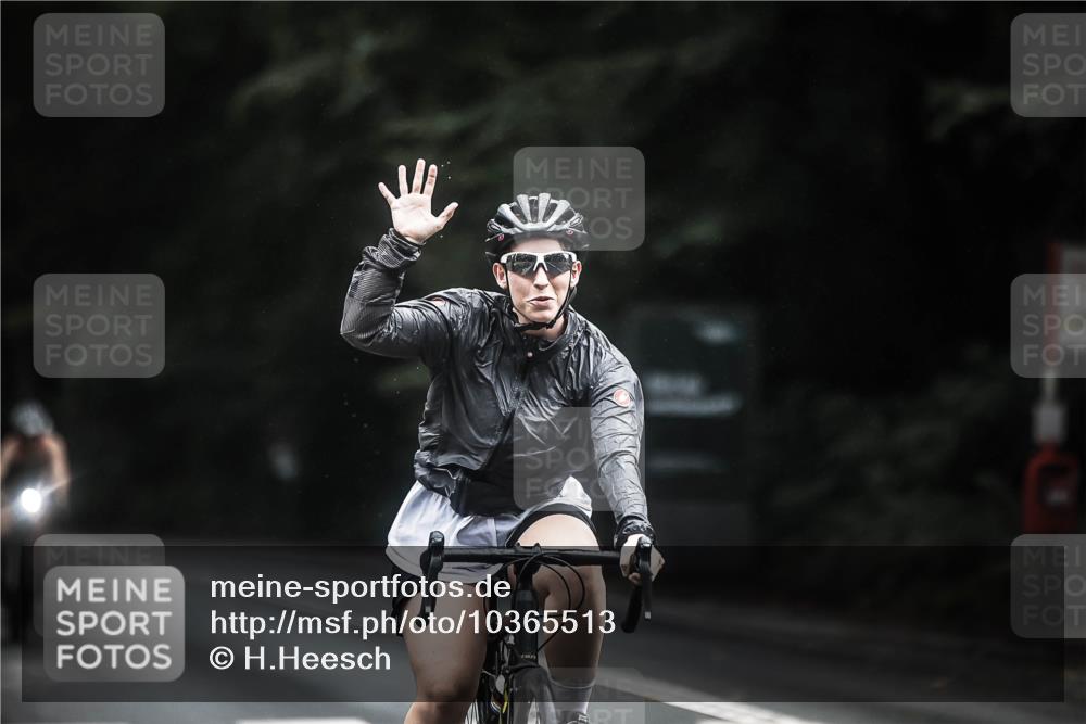 13.09.2026 - Stadtparktriathlon H.Heesch http://msf.ph/oto/10365513 13.09.2026 13:13:57 Radfahren 1286, 1385, 1461 meine-sportfotos.de