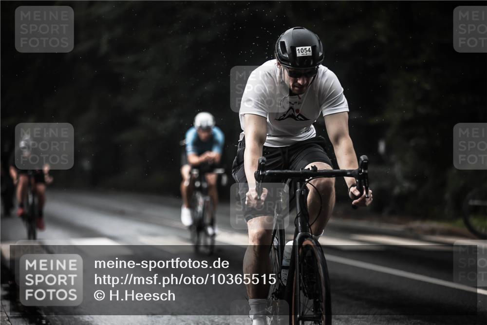 13.09.2026 - Stadtparktriathlon H.Heesch http://msf.ph/oto/10365515 13.09.2026 12:00:08 Radfahren 722, 975, 983, 1021, 1054, 1061 meine-sportfotos.de