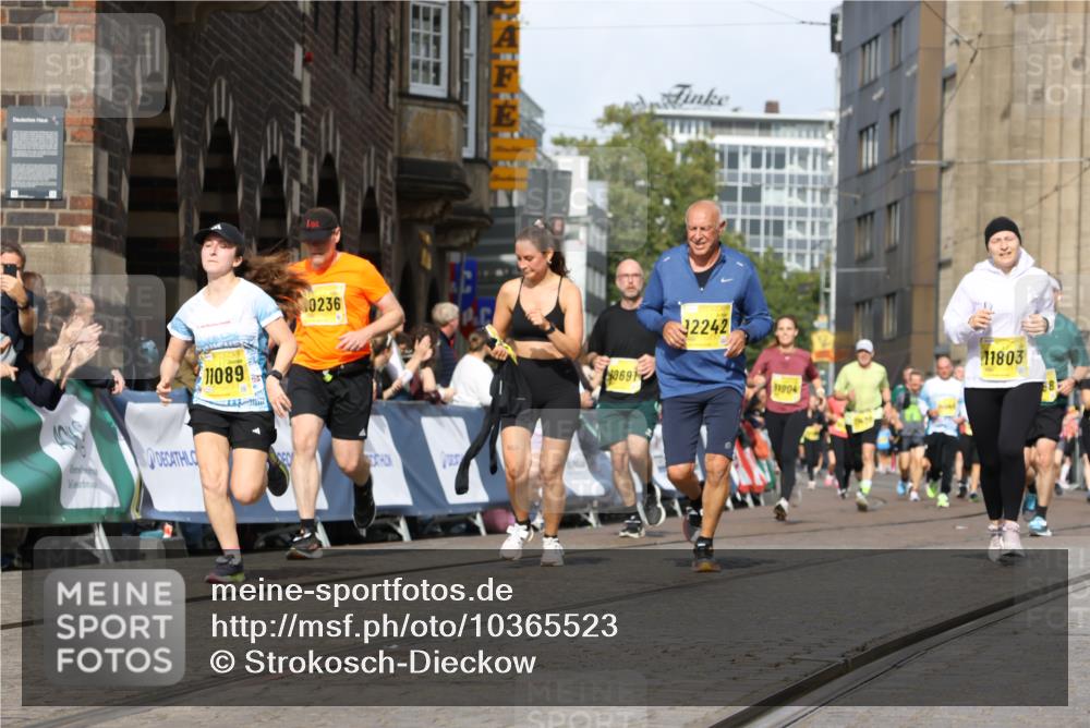 13.09.2026 - 21. swb-Marathon Bremen Strokosch-Dieckow http://msf.ph/oto/10365523 13.09.2026 10:59:56 Ziel 10147, 10355, 10669, 10745, 10922, 10928, 10929, 11151, 11194, 11207, 11419, 11501, 11519, 11594, 12138, 12295, 12481, 12527, 10758, 10867, 11071, 11158, 11159, 11160, 11250, 11259, 11445, 11453, 11524, 11525, 11528, 11587, 11588, 11589, 11879, 11907, 12123, 12274, 12352 meine-sportfotos.de