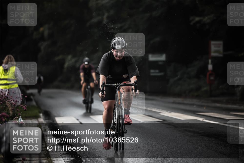 13.09.2026 - Stadtparktriathlon H.Heesch http://msf.ph/oto/10365526 13.09.2026 12:00:09 Radfahren 722, 975, 983, 1021, 1054, 1061 meine-sportfotos.de