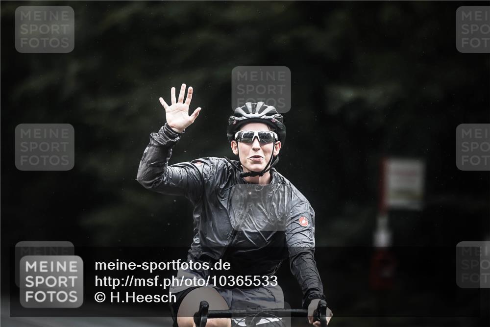 13.09.2026 - Stadtparktriathlon H.Heesch http://msf.ph/oto/10365533 13.09.2026 13:13:57 Radfahren 1286, 1385, 1461 meine-sportfotos.de