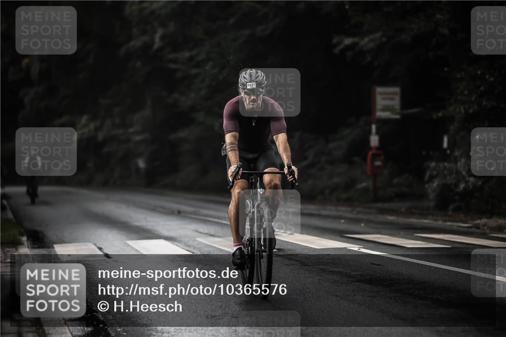 13.09.2026 - Stadtparktriathlon H.Heesch http://msf.ph/oto/10365576 13.09.2026 12:00:11 Radfahren 722, 1021, 1040, 1054, 1061 meine-sportfotos.de